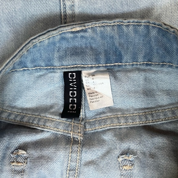 Light-Wash Jean Skirt - Picture 4 of 7